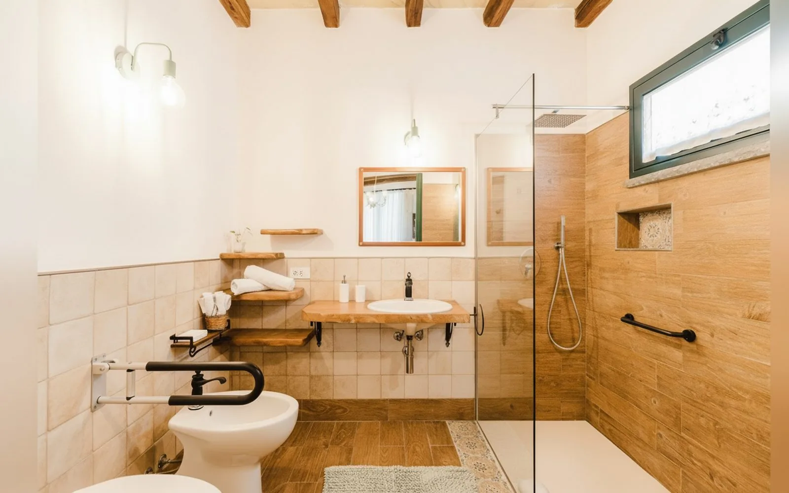 Le Giarre Villa Con Piscina, 