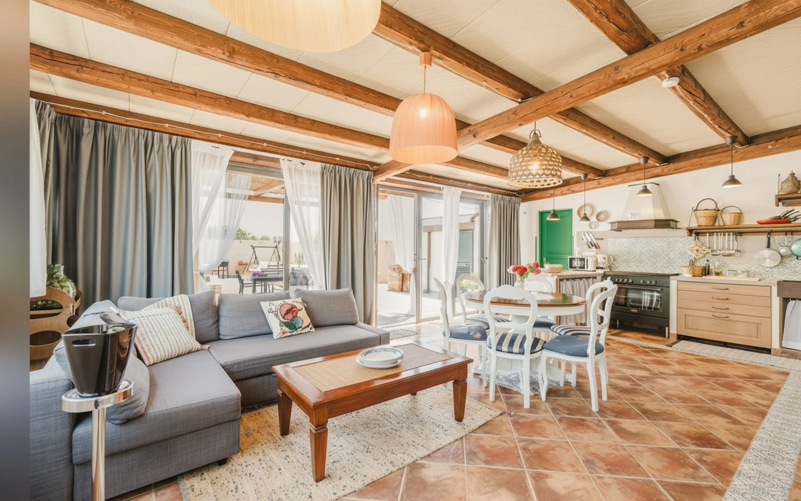 Le Giarre Villa Con Piscina, 